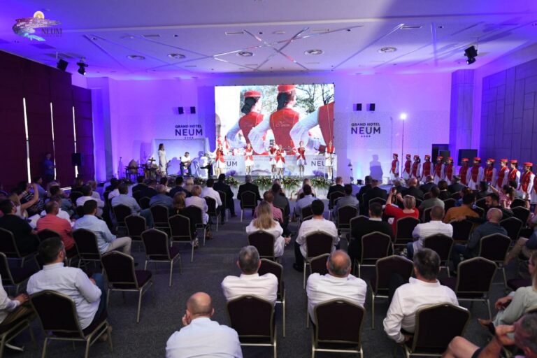 VIDEO | Masline, med, tradicija: Neum se otvara svome zaleđu