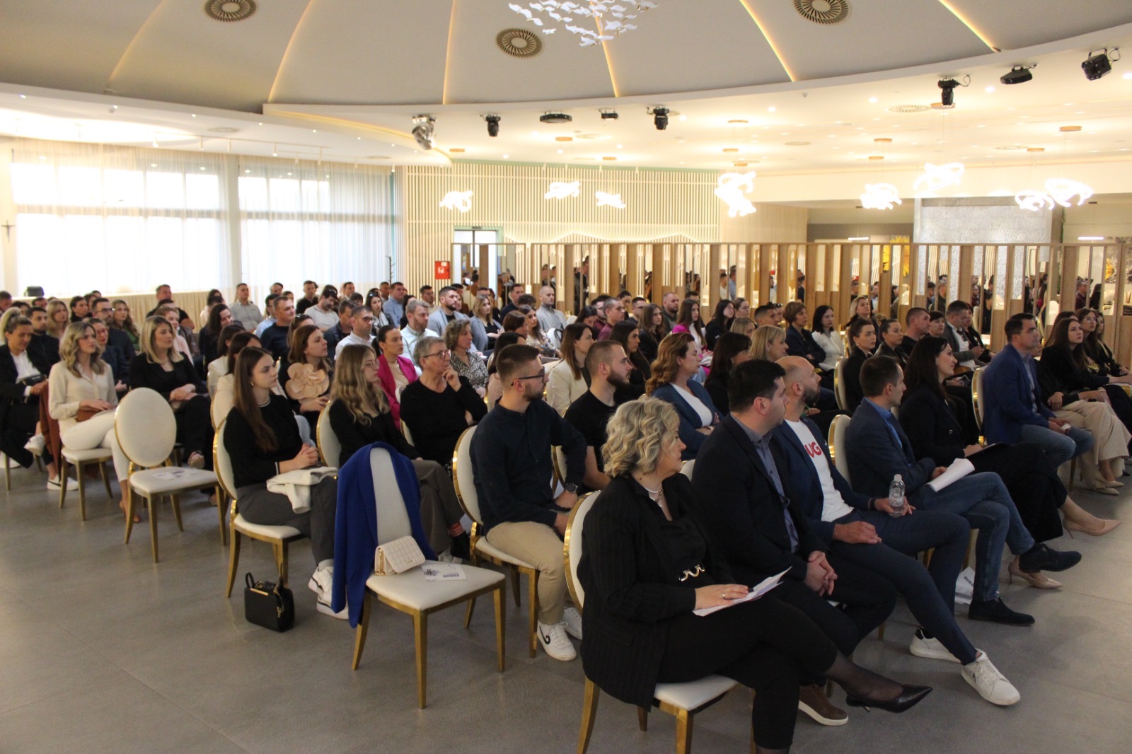 <div></img>Više od 200 posjetitelja na prvom Marketing&Business Meetupu u Čapljini</div>