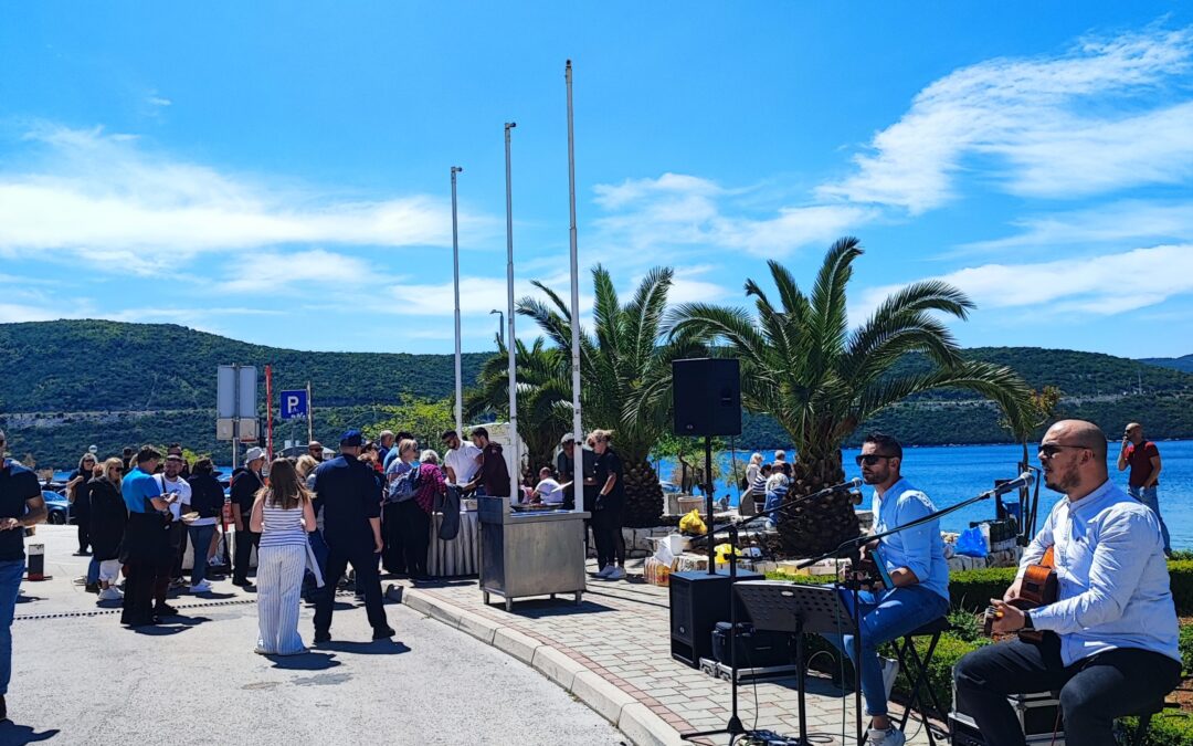 FOTO: 1. svibnja u Neumu: Veliki broj posjetitelja i odlična atmosfera